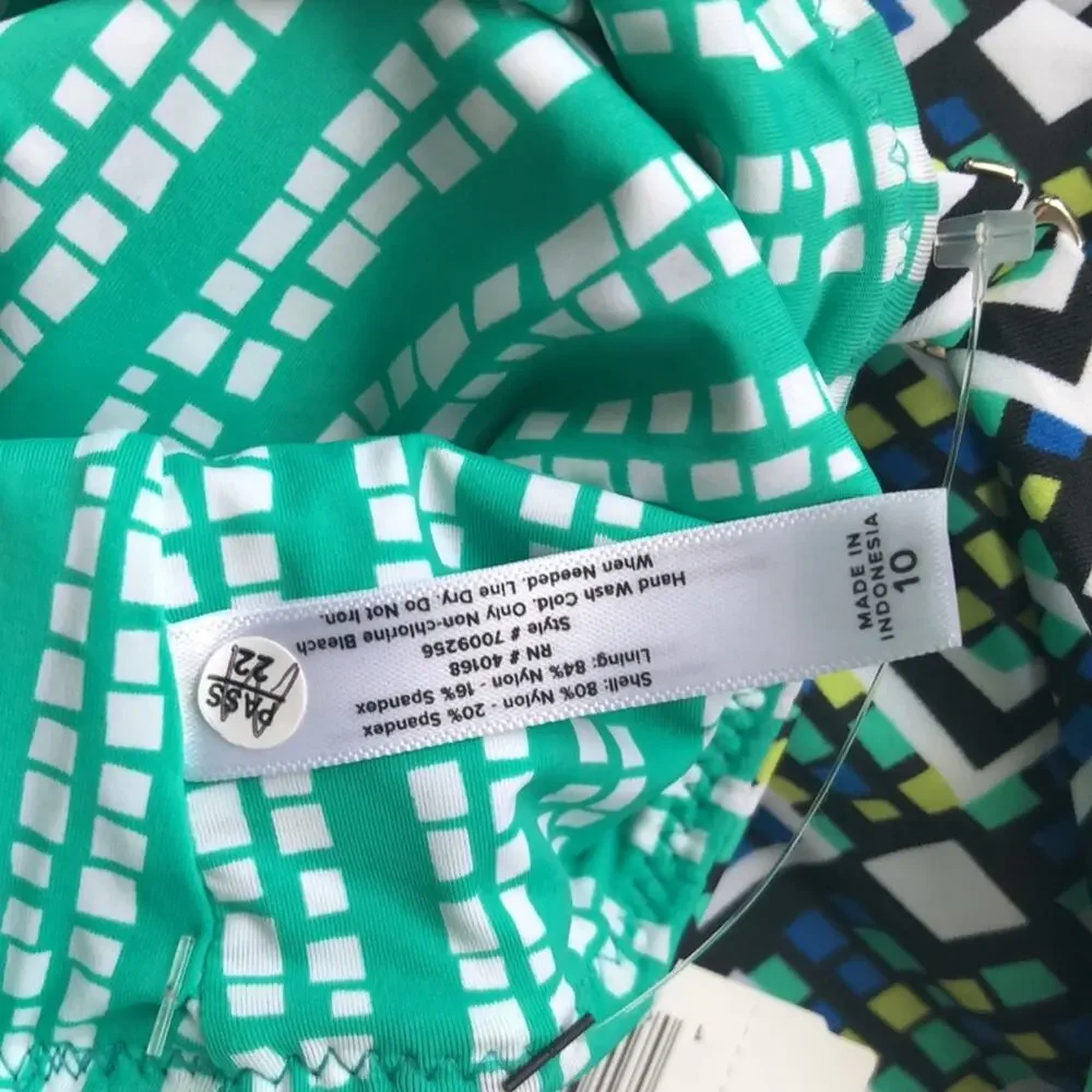 NWT Vera Bradley Multicolored Reversible One Piece Swimsuit Size 10